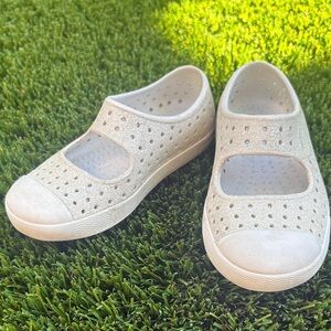 Native Kids Cream Slip-On Shoes- 7
